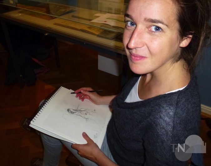 <b>Hanna Petermann</b>, selbst Musikerin, zeichnete während des Kronberg Academy <b>...</b> - uf2_zeichnerin-kb4115-pf